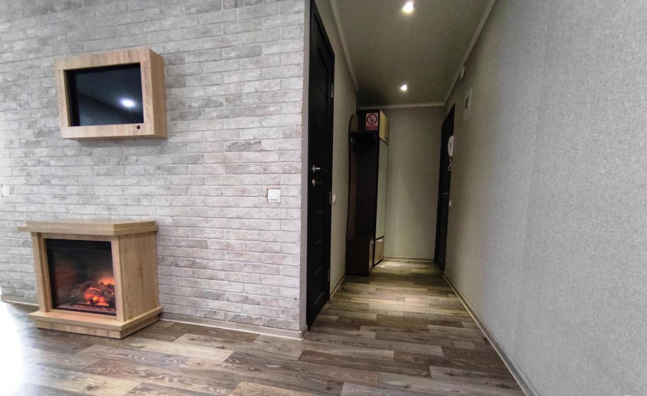 Люкс В Центре Металлургов 31 Kr Apartments 克里沃罗格 外观 照片