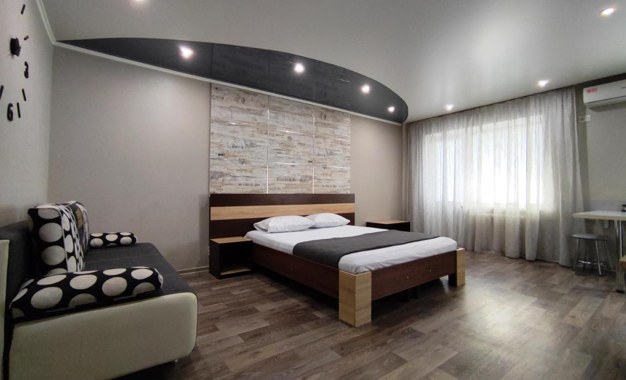 Люкс В Центре Металлургов 31 Kr Apartments 克里沃罗格 外观 照片