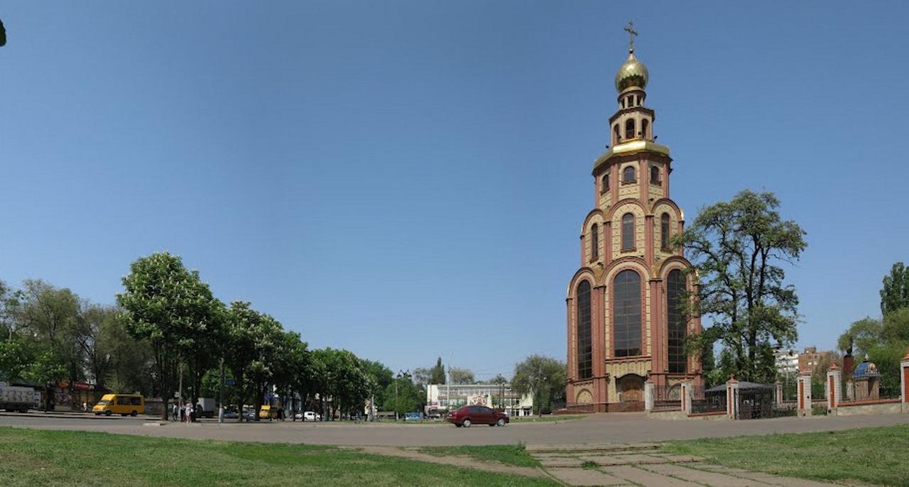 Люкс В Центре Металлургов 31 Kr Apartments 克里沃罗格 外观 照片